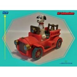 Figurine Eurodisney - 101 Dalmatien Pongo Dans Camion Pompier