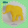 Figurine les animaux sauvages - Eléphant monochrome jaune