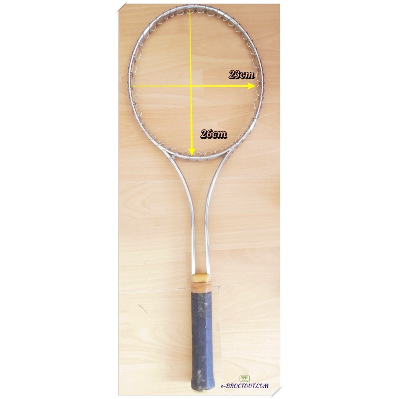 Raquette de tennis sans cordage - LACOSTE Manche n°4 - Années 80