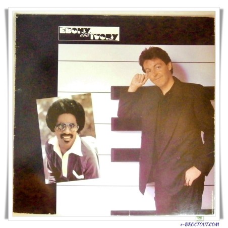 Paul McCARTNEY : Ebony And Ivory (Avec Stevie Wonder) - Rainclouds - Ebony And Ivory (Version Solo)