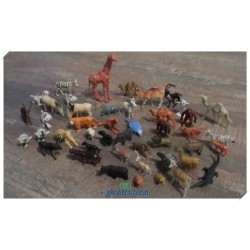 Lot de 45 figurines animaux sauvages